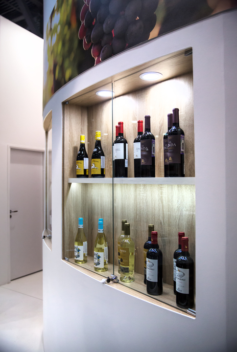 Simple Wine